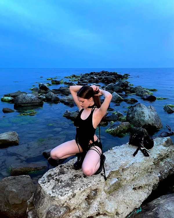 vivvvvvvvvvvvvvvvvvvvvvv instagram image archive image