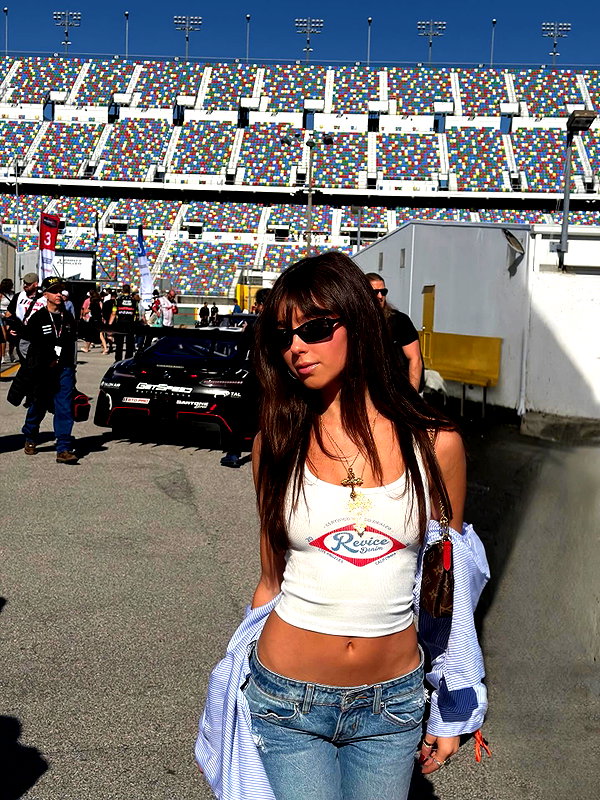 chloerosenbaum instagram image archive image