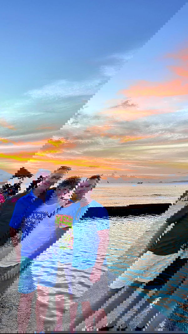 ellamwatts_ ellamwatts_ archive image