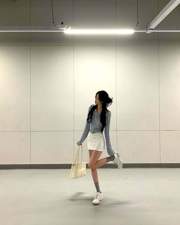 daxbin instagram image archive image