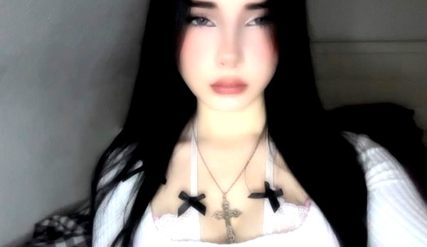 vioraxo instagram image archive image