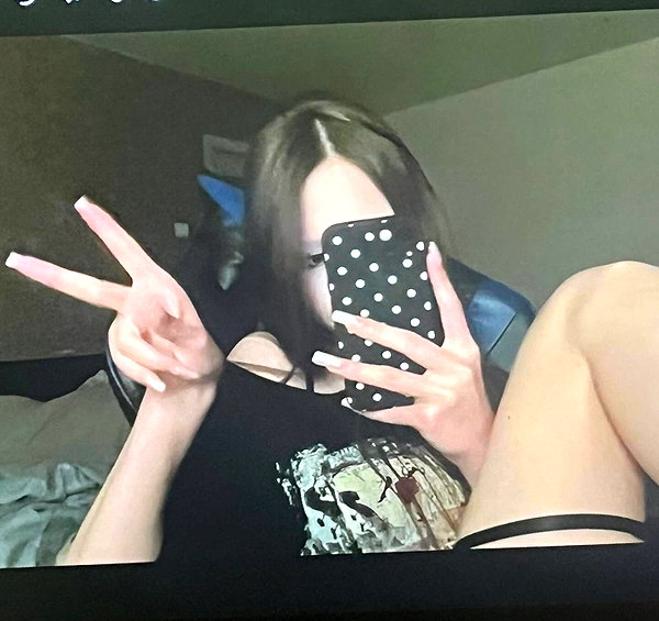 mollygirl1317 instagram image archive image