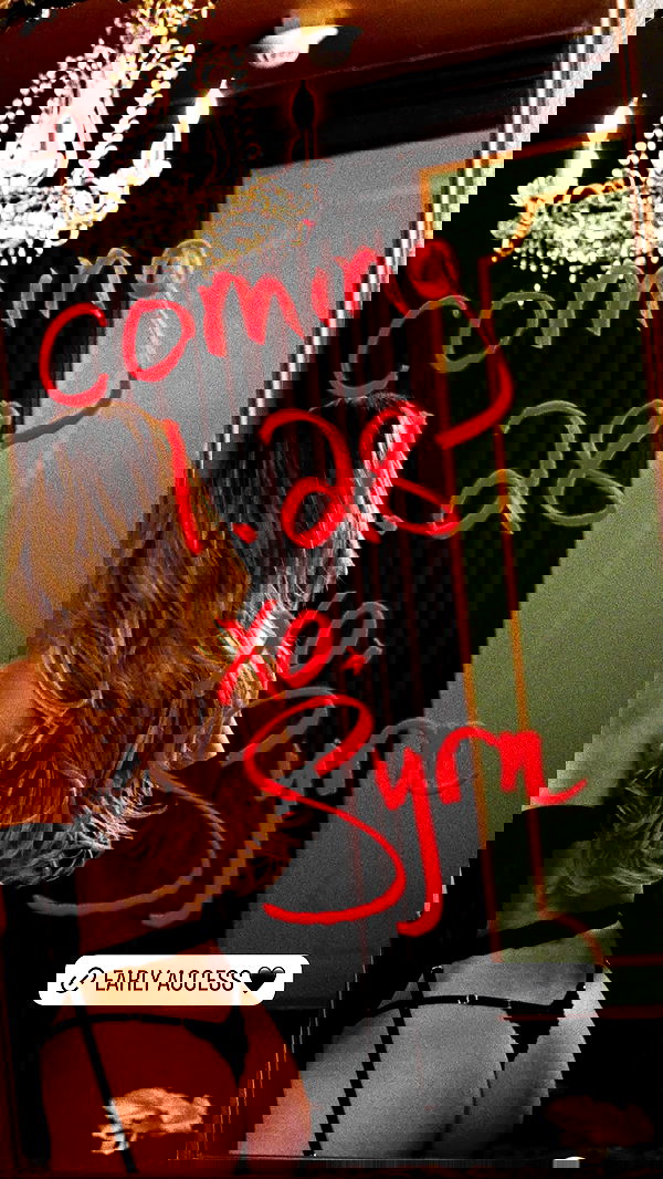 sydney_sweeney sydney_sweeney archive image