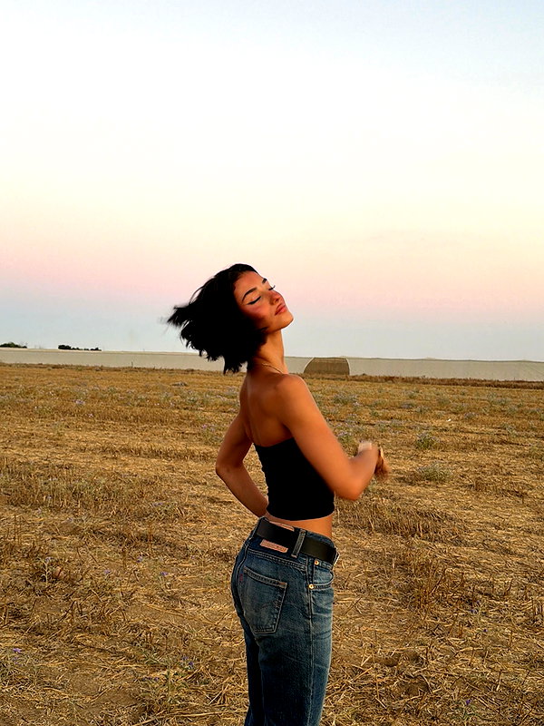 efrat_elmalich instagram image archive image