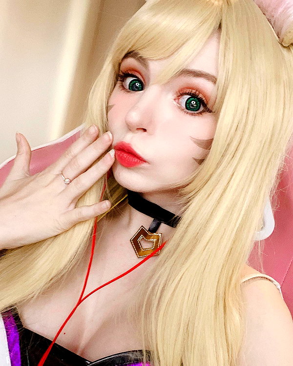 peachmilky_ instagram image archive image