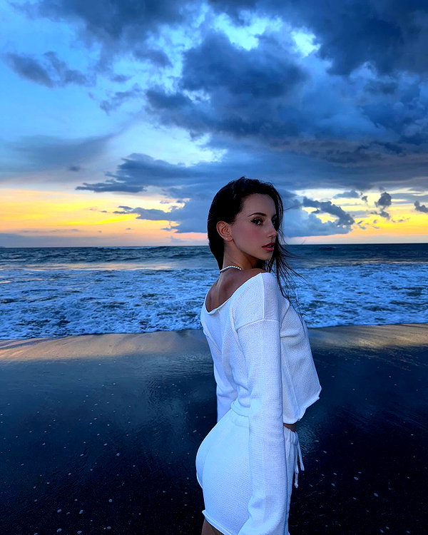 shpaakova instagram image archive image