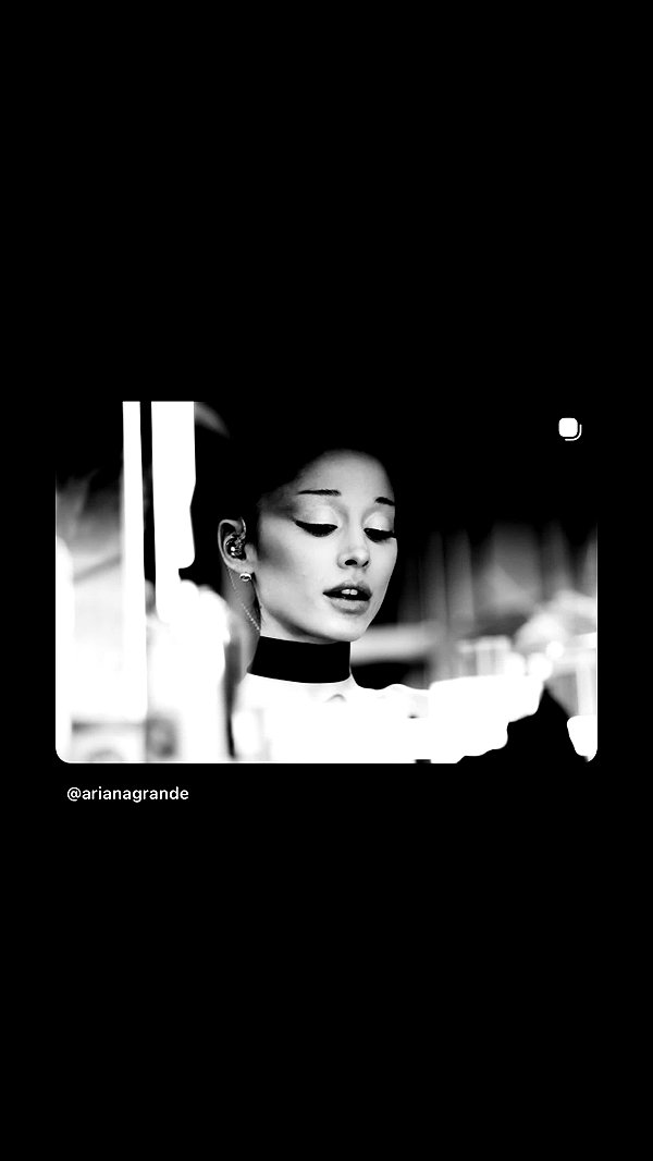 arianagrande instagram image archive image