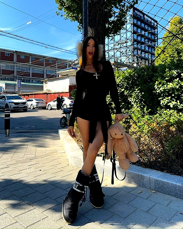 fair_mua instagram image archive image