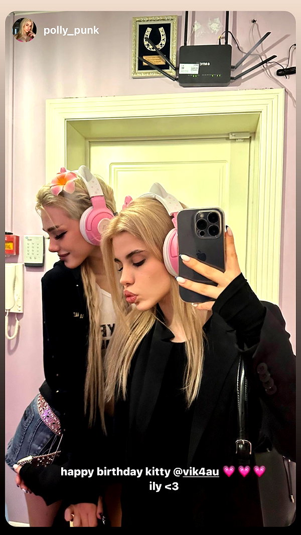 vik4au instagram image archive image