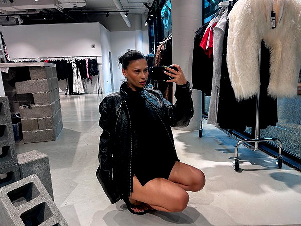 karolinaawasik instagram image archive image