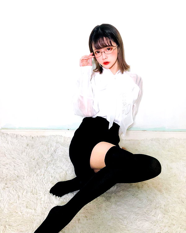 erokochiba instagram image archive image