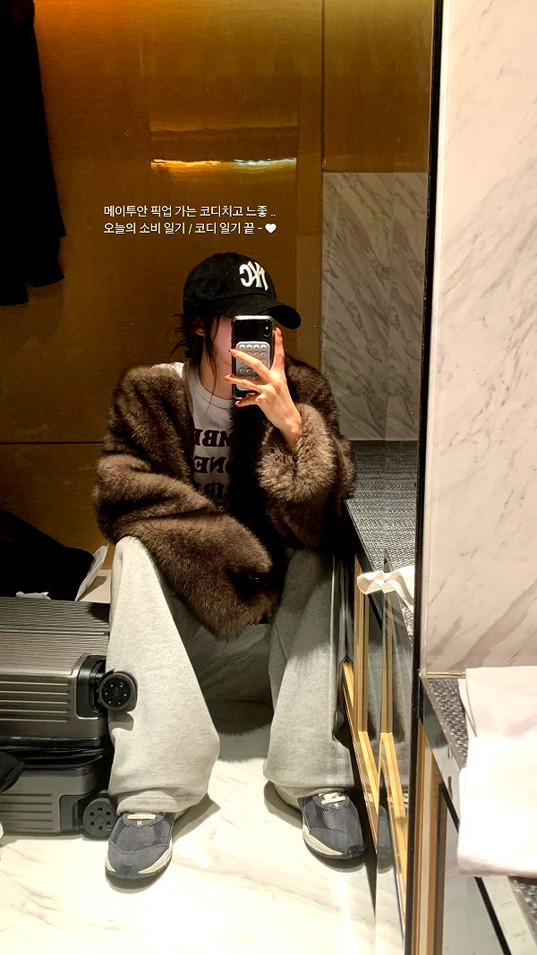 daxbin instagram image archive image