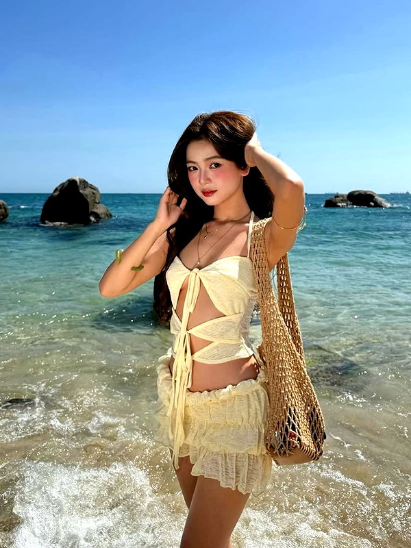 lyhythuedoxinh instagram image archive image