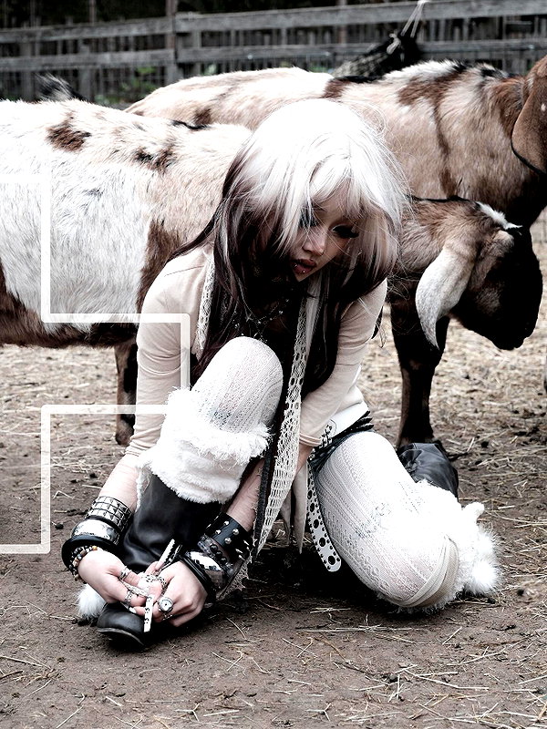 angelwithashotgunxx instagram image archive image