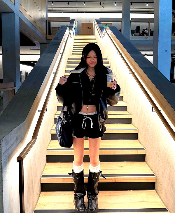 joycee.e instagram image archive image