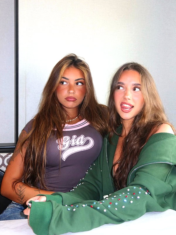 gabimfmoura instagram image archive image
