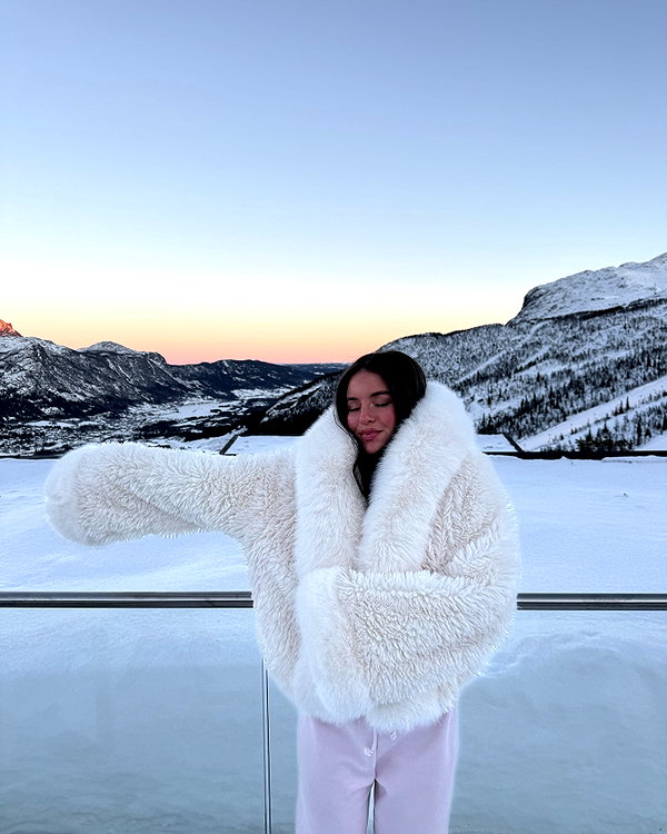 zoeliss instagram image archive image