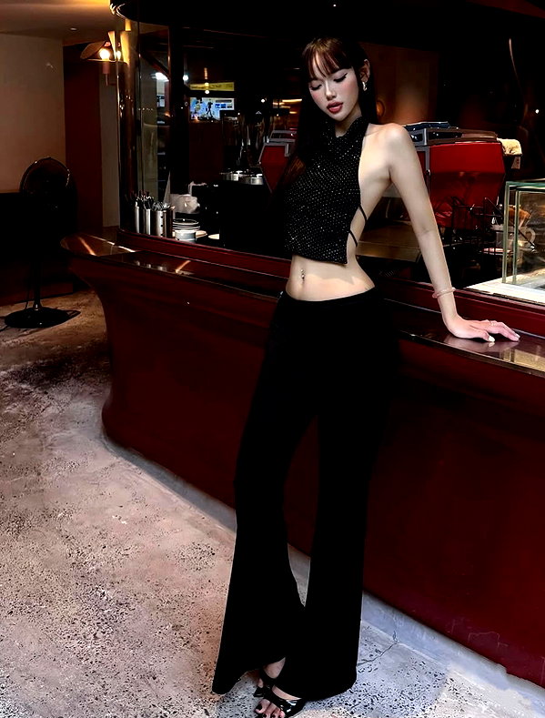 lyhythuedoxinh instagram image archive image