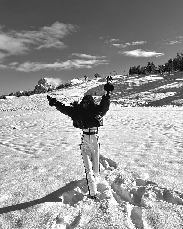 zoeliss instagram image archive image