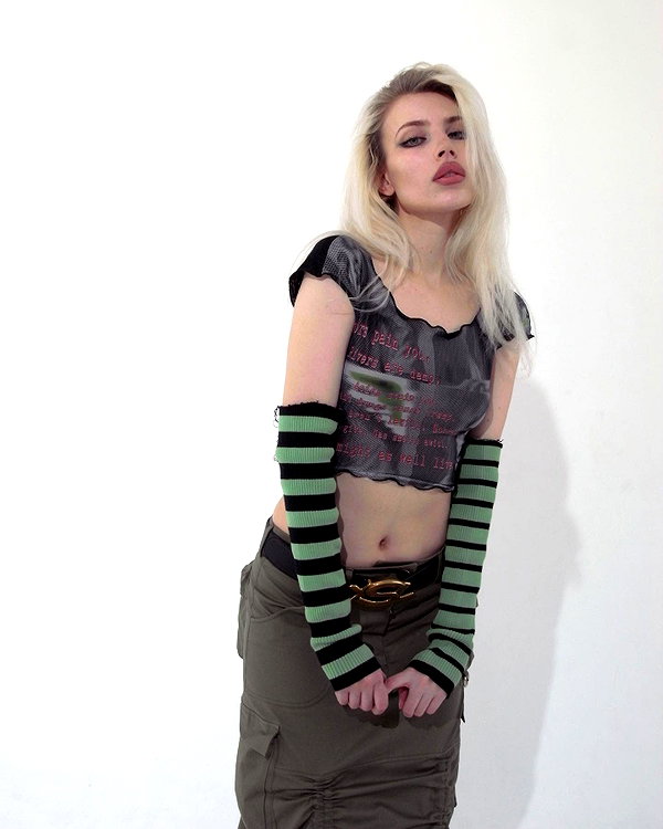 alien.hanna instagram image archive image