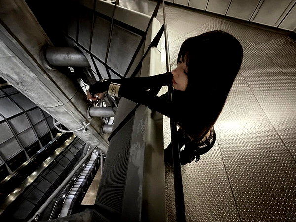 v4.nnas instagram image archive image