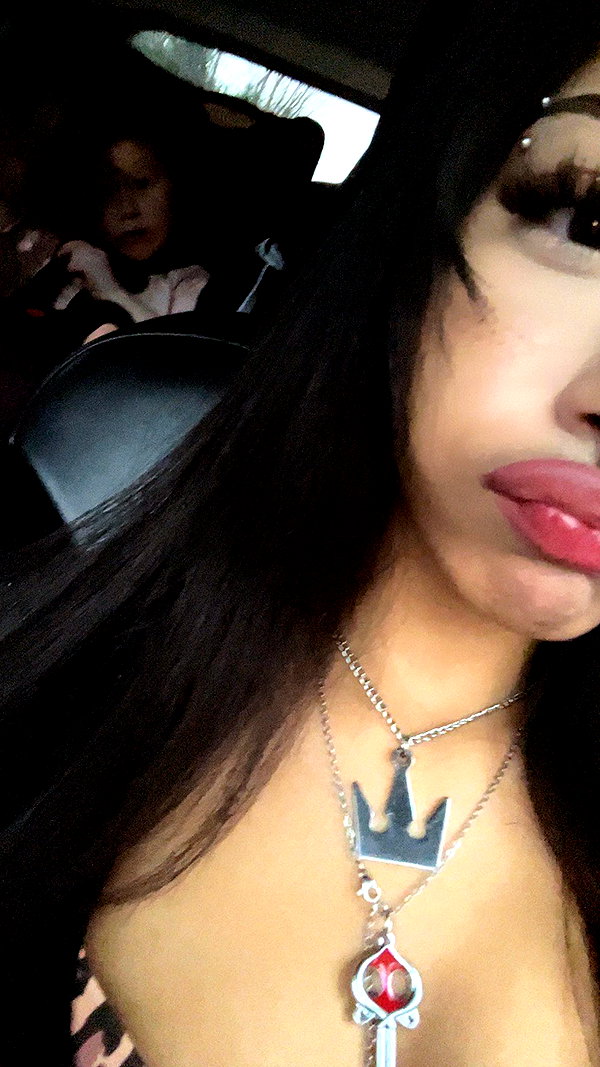 twodollie instagram image archive image