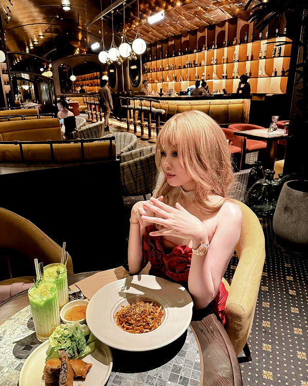 lyhythuedoxinh instagram image archive image