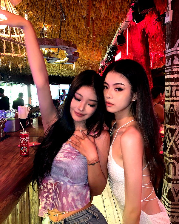 ll.lu1s instagram image archive image