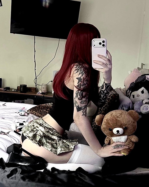 livindeadyaz instagram image archive image