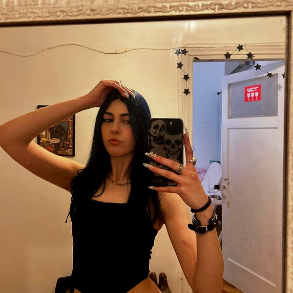 ayash.hila instagram image archive image