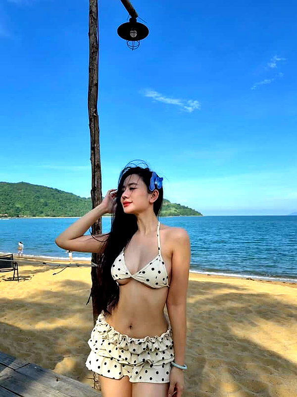lyhythuedoxinh instagram image archive image