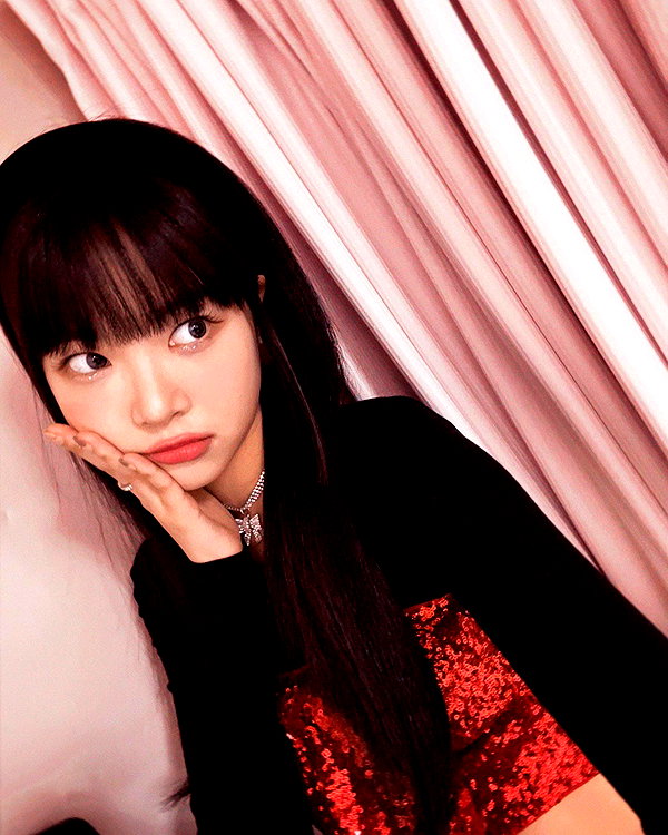 hhh.e_c.v instagram image archive image