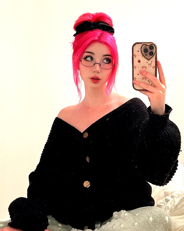 danielle.mercedie instagram image archive image