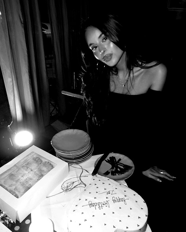 zoeliss instagram image archive image