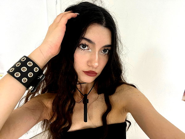 zarinamartinna instagram image archive image
