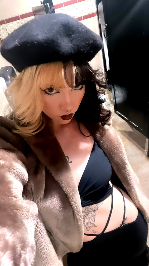 haileylayfield instagram image archive image