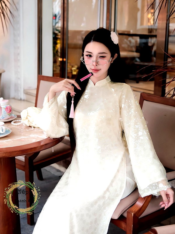 lyhythuedoxinh instagram image archive image