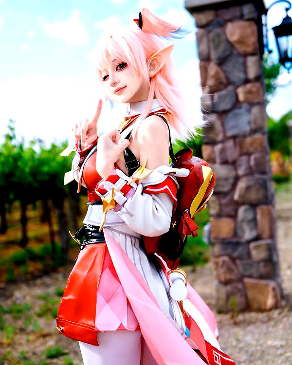 miee_cos instagram image archive image