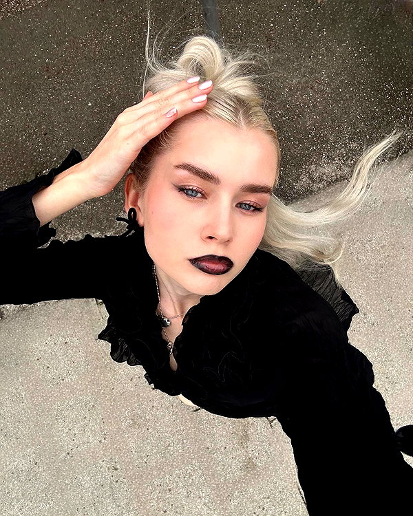 girlcalledluca instagram image archive image