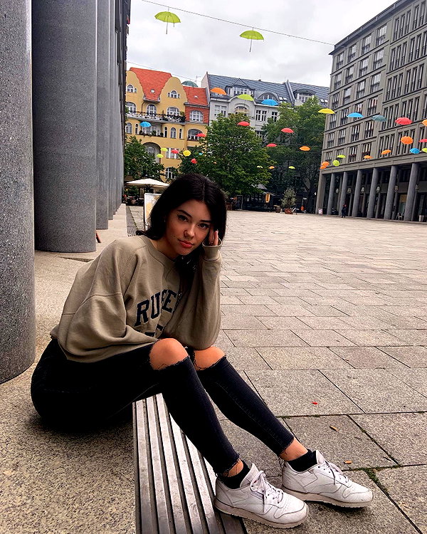 vanessa.rhd instagram image archive image