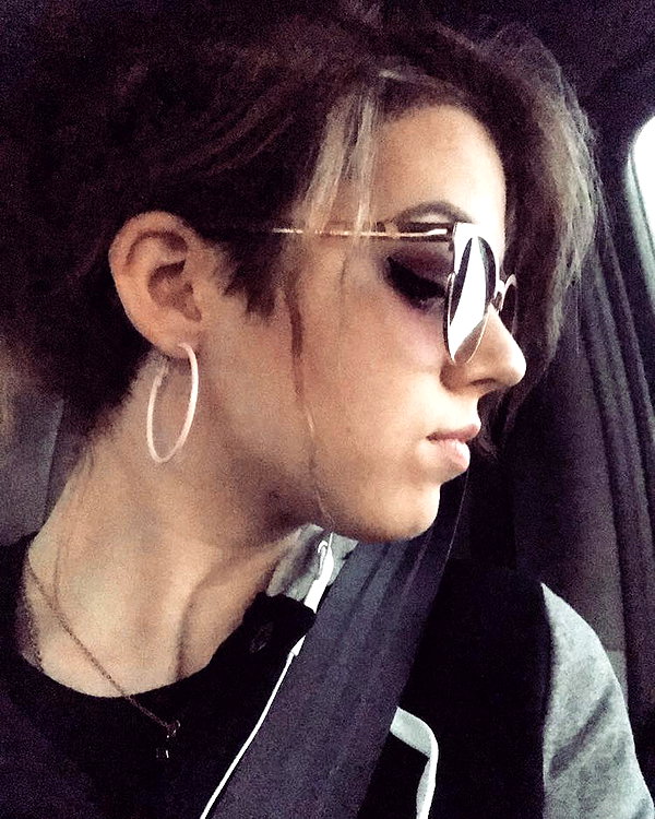 yeahimcaroline instagram image archive image