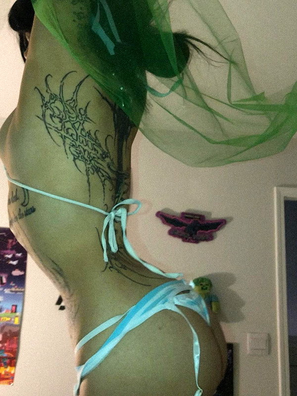 zommmbri instagram image archive image