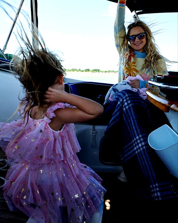 katehudson instagram image archive image