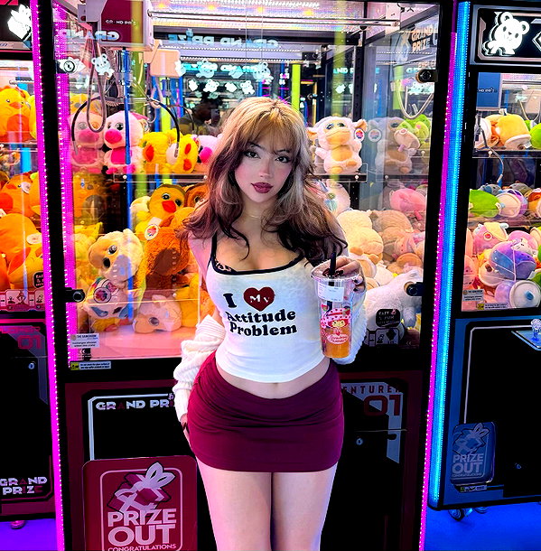 v.qx instagram image archive image