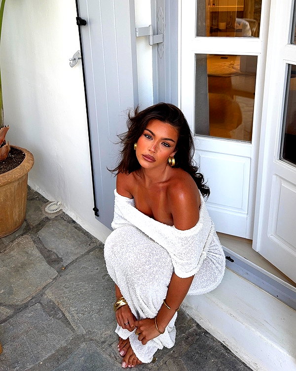 oliviaphillipps instagram image archive image