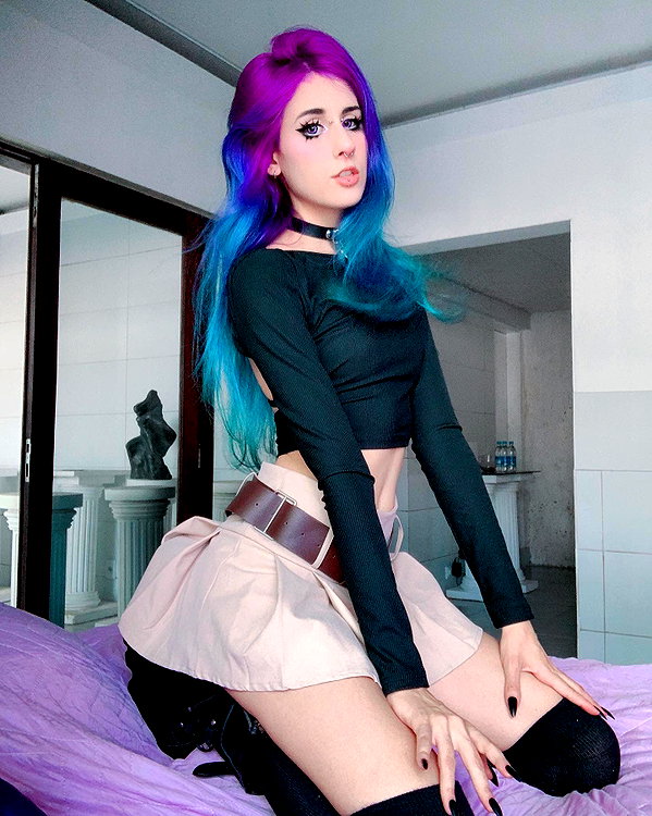 jadelaverne instagram image archive image