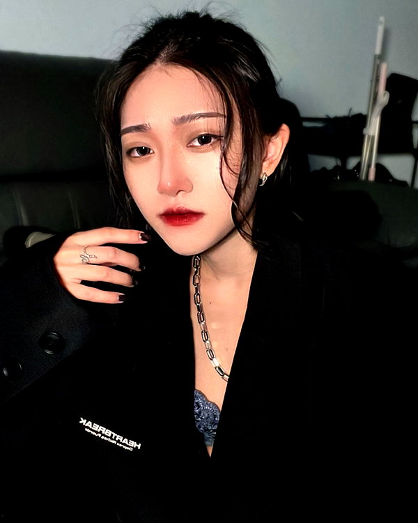 ge.more_x instagram image archive image