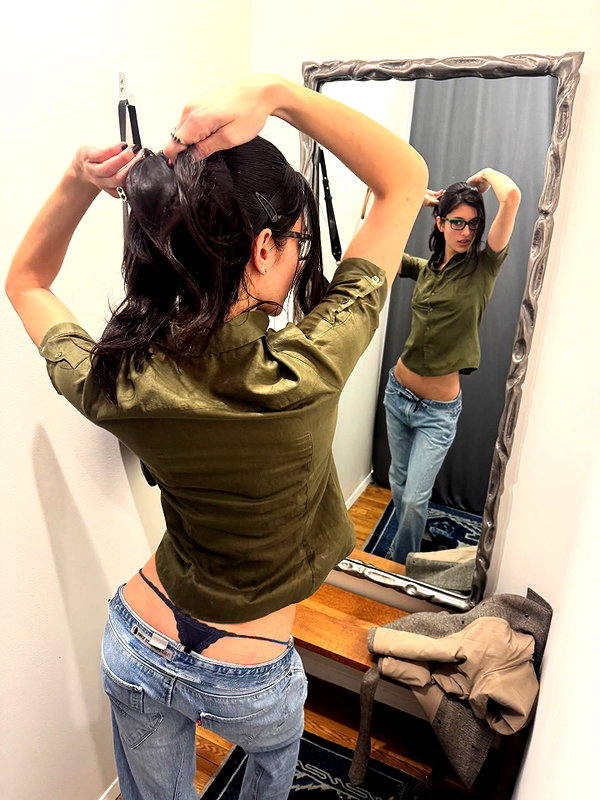 reneeebeller instagram image archive image