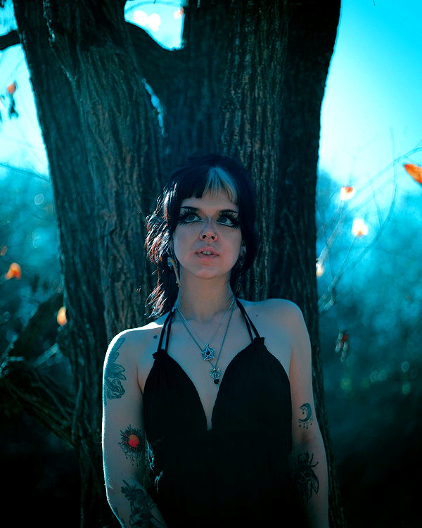 yeahimcaroline instagram image archive image