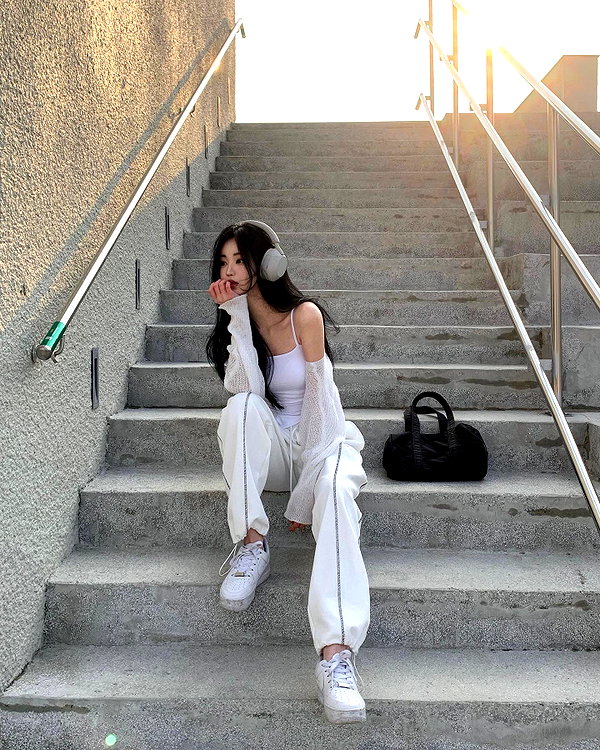 daxbin instagram image archive image